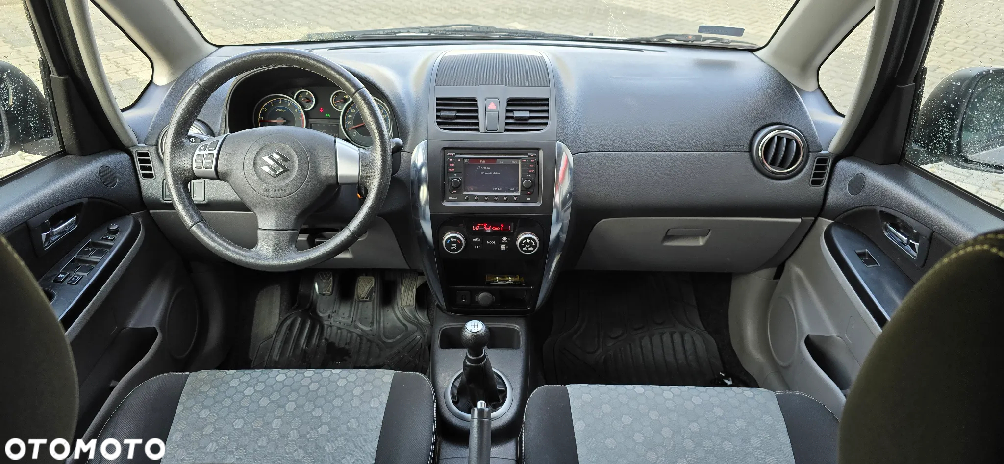 Suzuki SX4 1.6 Comfort 4WD - 28