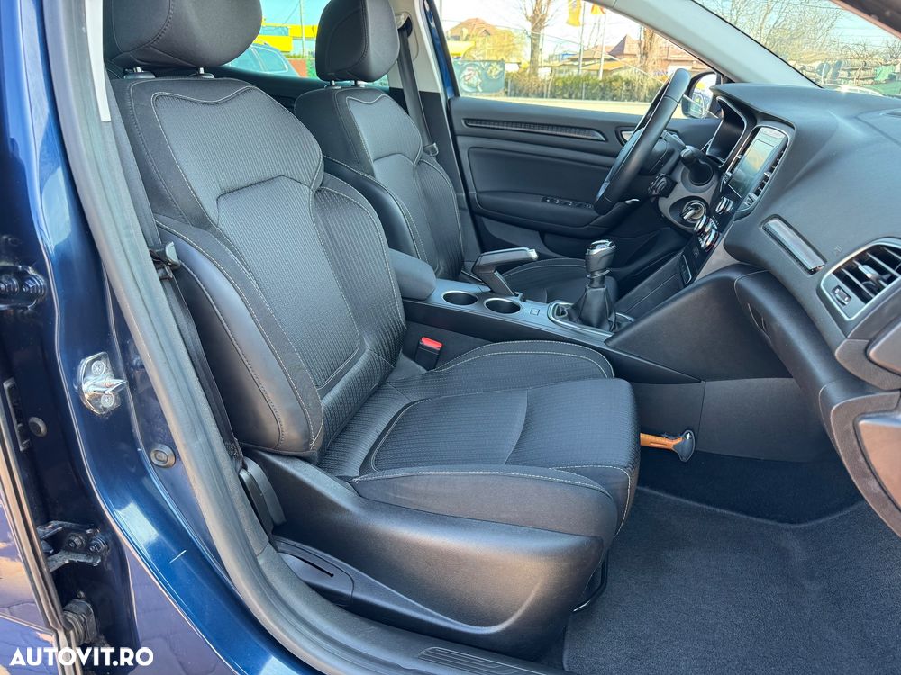 Renault Megane 1.2 TCe Intens - 8