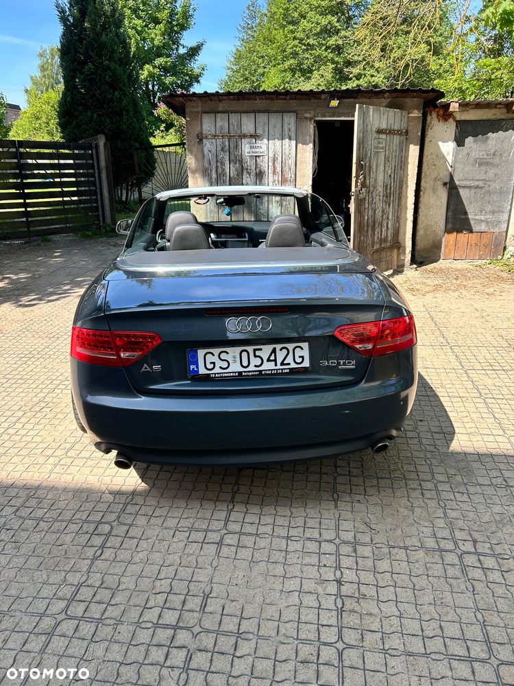 Audi A5 Cabrio - 3