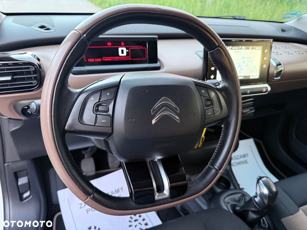 Citroën C4 Cactus - 19
