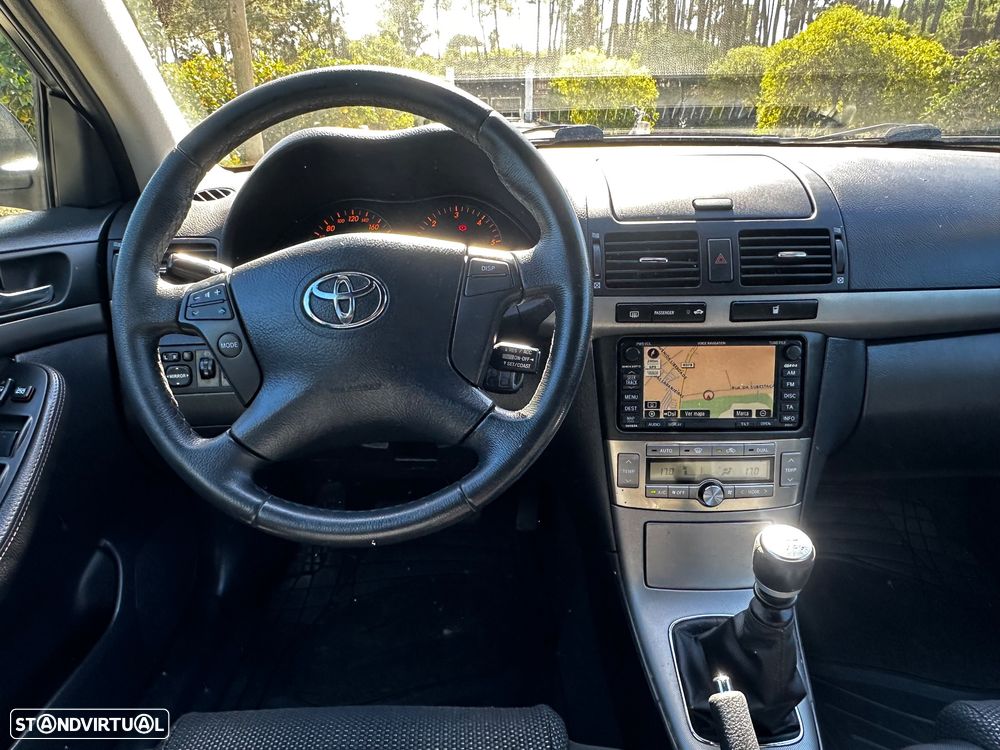 Toyota Avensis SW 2.0 D-4D Sp+EP+GPS - 17