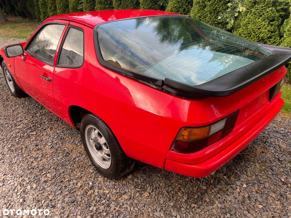Porsche 924 - 4