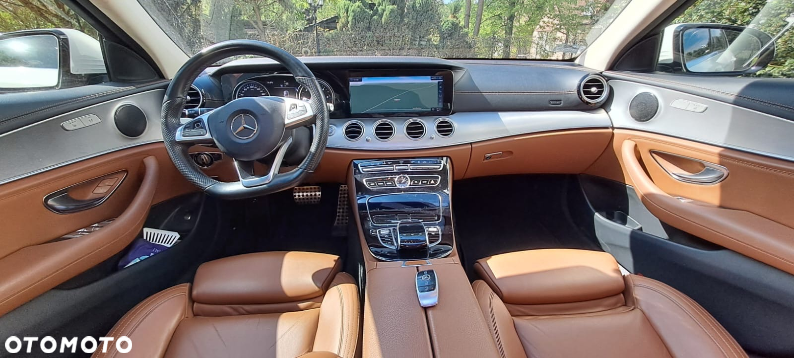 Mercedes-Benz Klasa E 220 d 4-Matic 9G-TRONIC - 13
