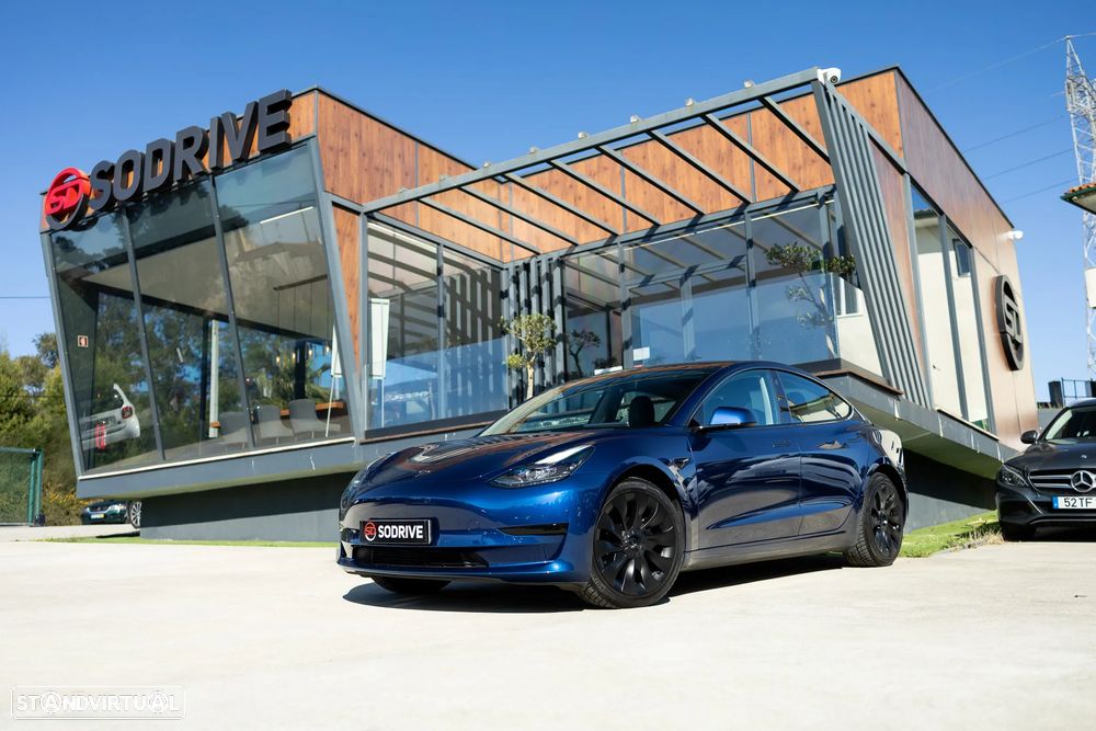 Tesla Model 3 Standard Range Plus RWD - 1