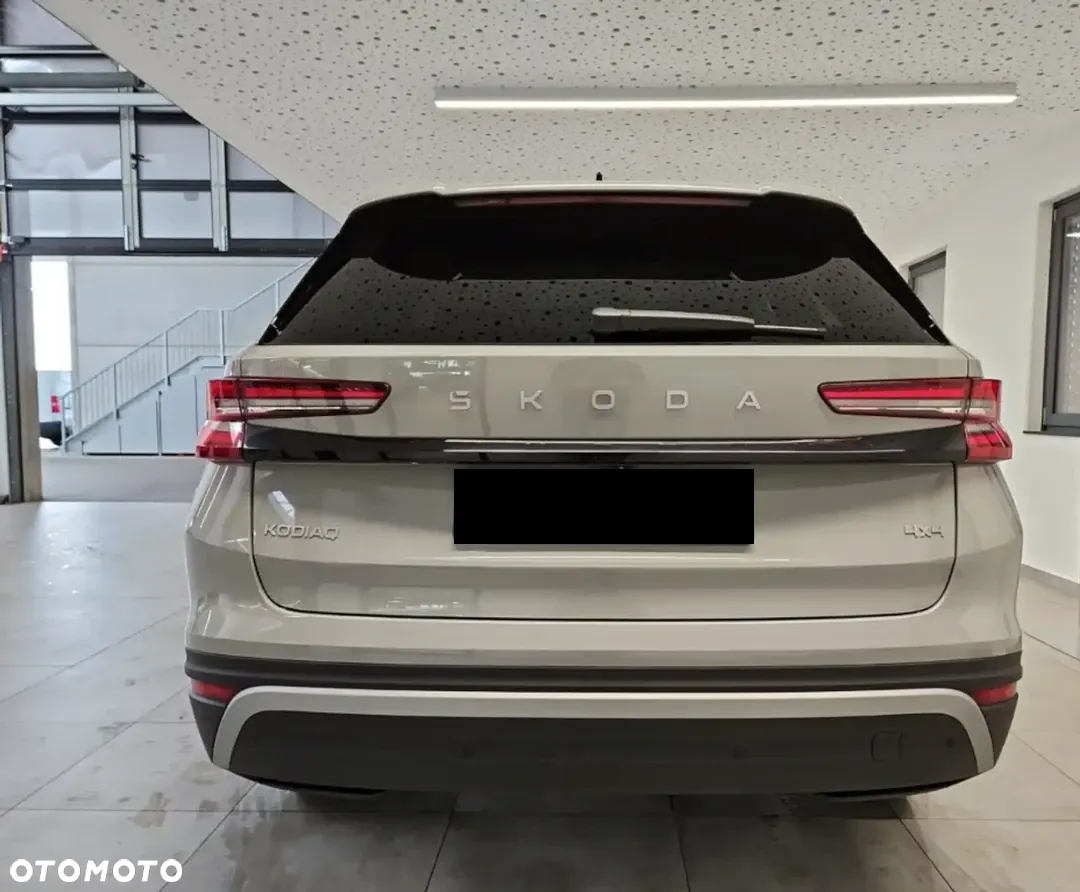 Skoda Kodiaq 2.0 TDI 4x4 Selection DSG - 6