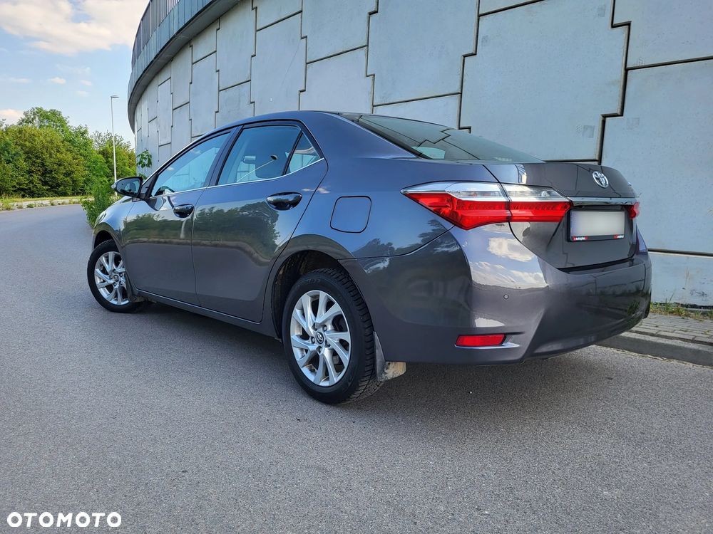 Toyota Corolla - 6