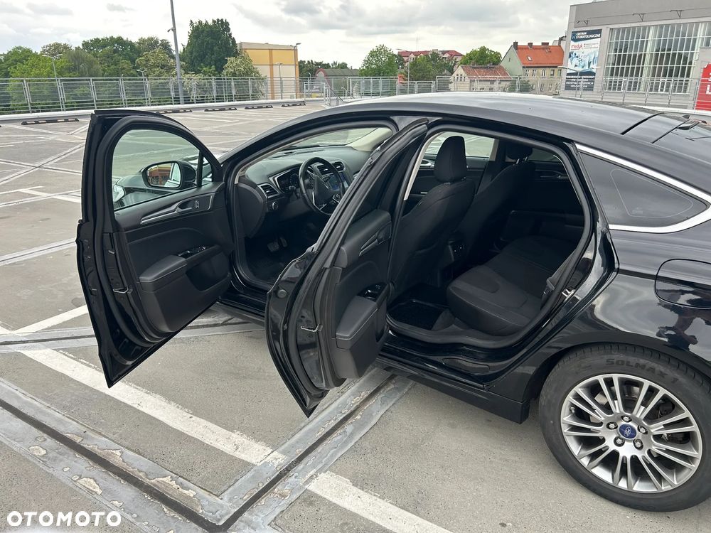 Ford Mondeo 2.0 TDCi STart-Stopp PowerShift-Aut Titanium - 5