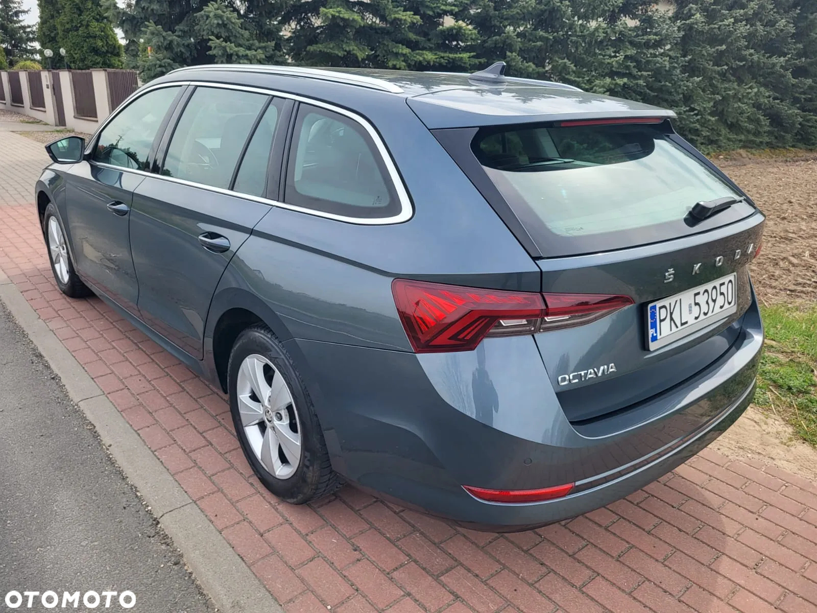 Skoda Octavia 1.5 TSI ACT Ambition - 4