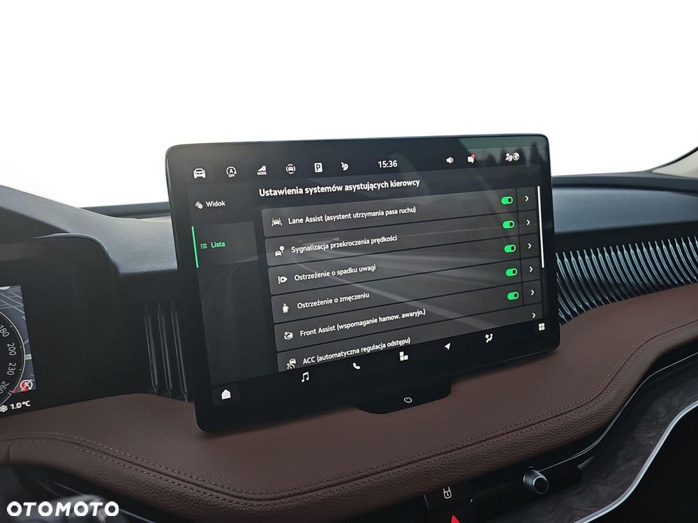 Skoda Superb 2.0 TDI SCR 4x4 L&K DSG - 23