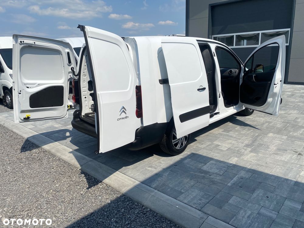 Citroën BERLINGO 1.6 HDI, MAX długi, 3-osobowy, klimatyzacja, zakupiony w salonie w Rzeszowie Bezwypadkowy serwisowany - 19