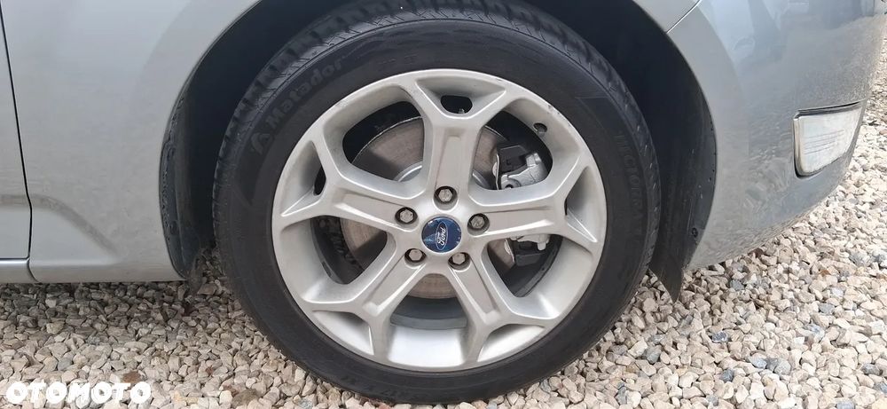 Ford Mondeo 2.0 FF Titanium - 10