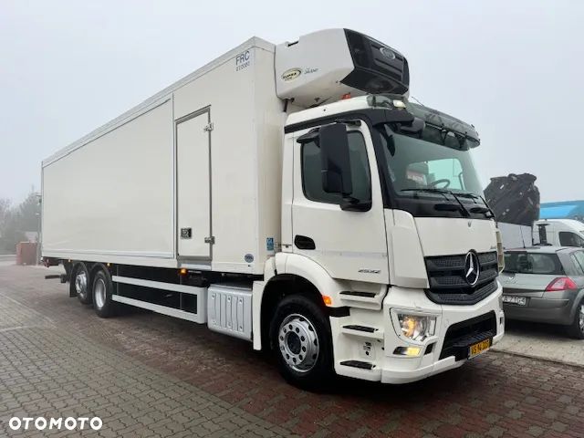 Mercedes-Benz Antos 2532 6x2 Chłodnia 9,8M Euro 6 - 1