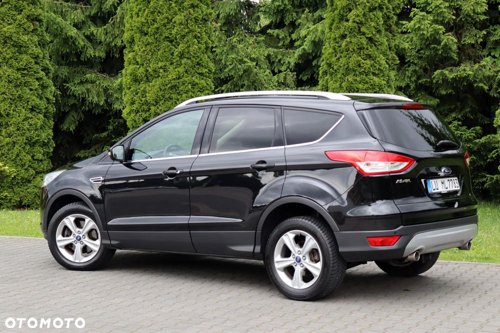 Ford Kuga 2.0 TDCi 4x4 Titanium - 6