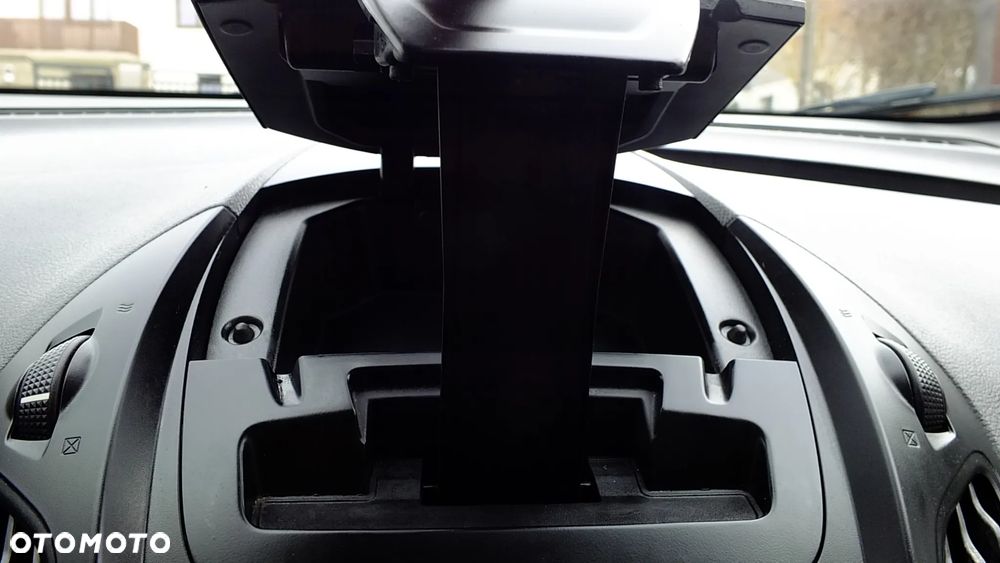 Ford Tourneo Courier 1.0 EcoBoost Trend - 31