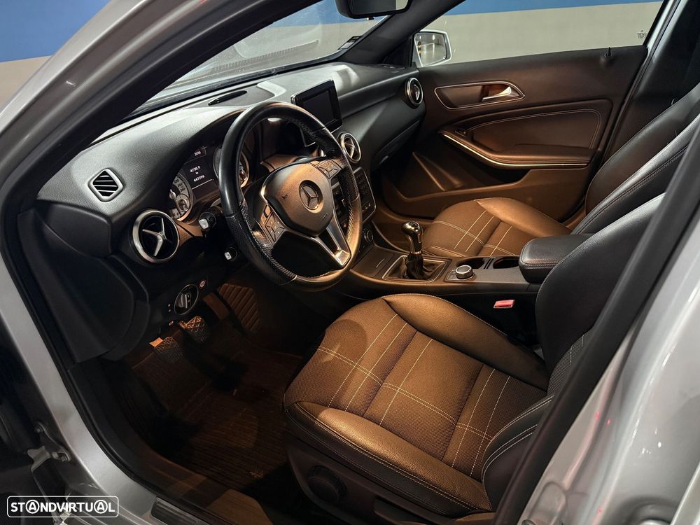 Mercedes-Benz A 200 CDI (BlueEFFICIENCY) Urban - 14