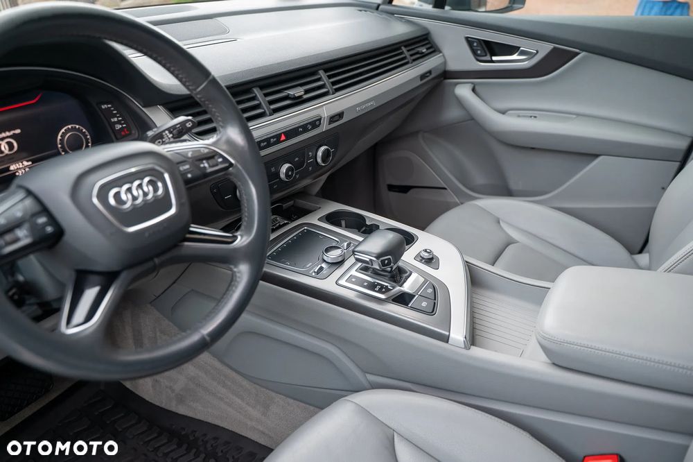 Audi Q7 45 TDI mHEV Quattro S Line Tiptr - 12