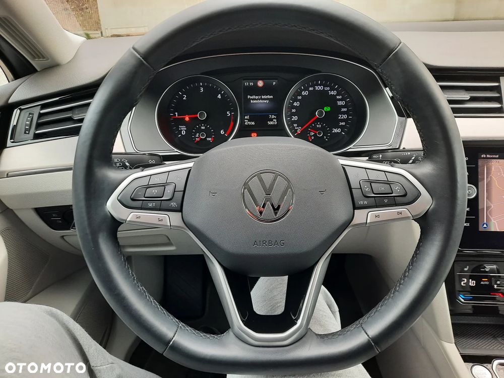 Volkswagen Passat 2.0 TDI Elegance DSG - 22