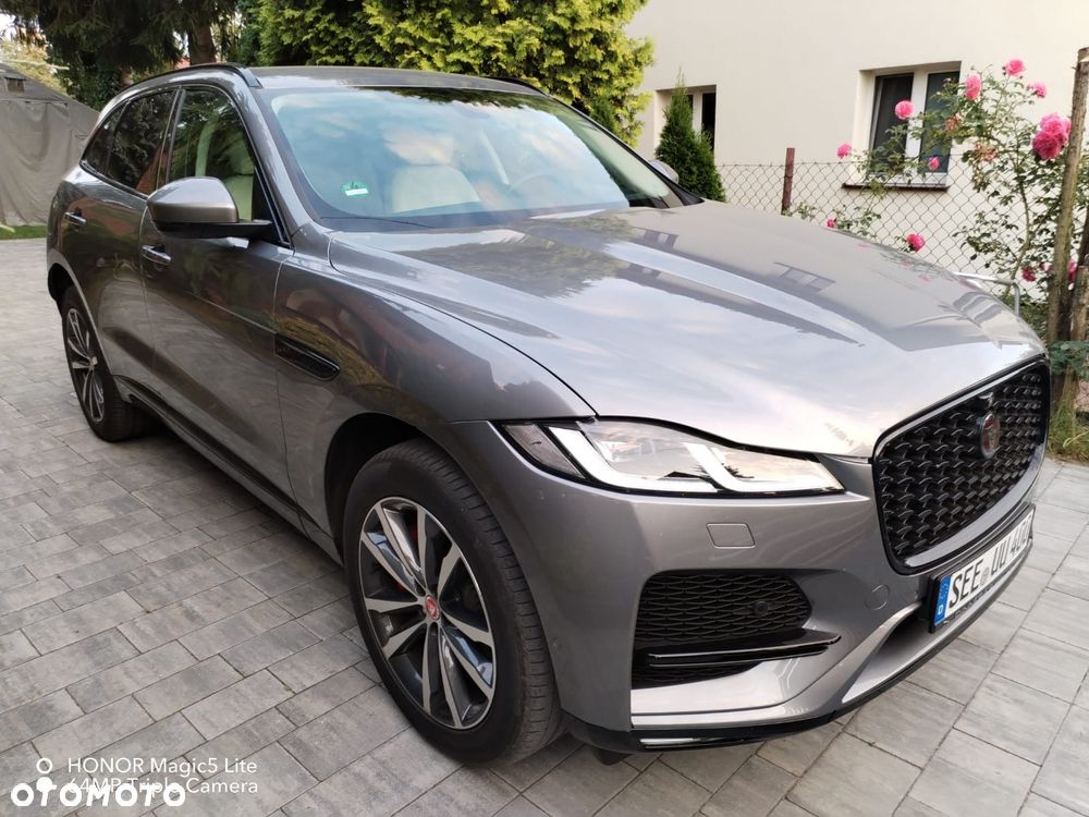 Jaguar F-Pace P400e AWD R-Dynamic SE - 6