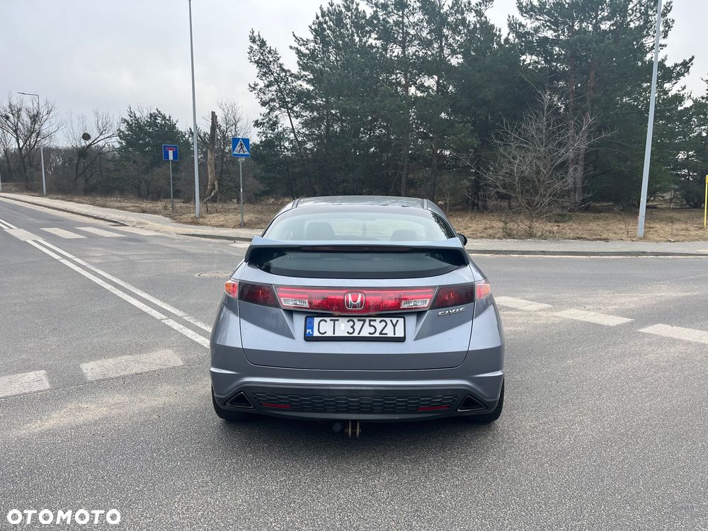 Honda Civic 1.8i-VTEC Sport - 8