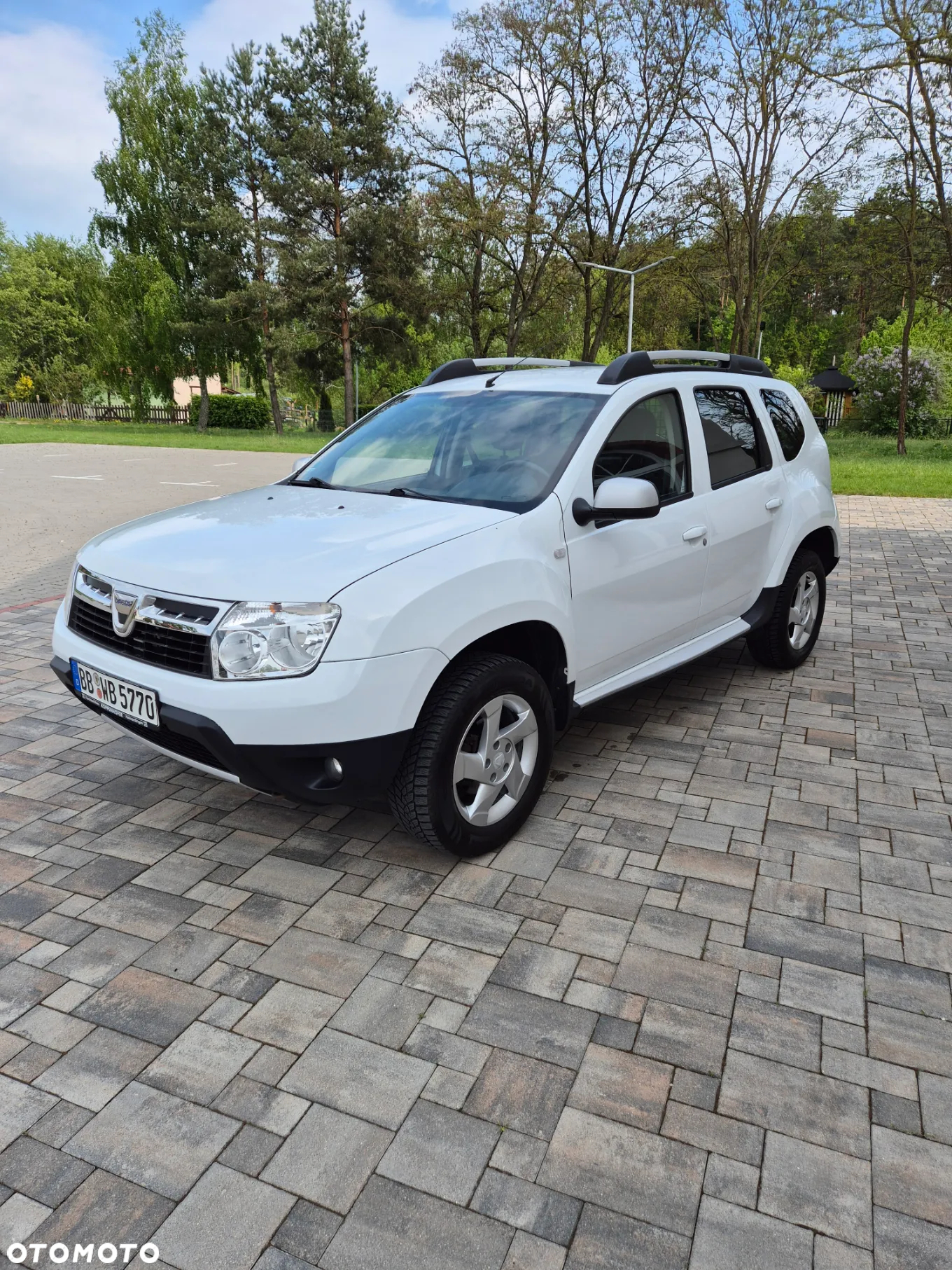 Dacia Duster 1.6 16V 4x2 Prestige - 11