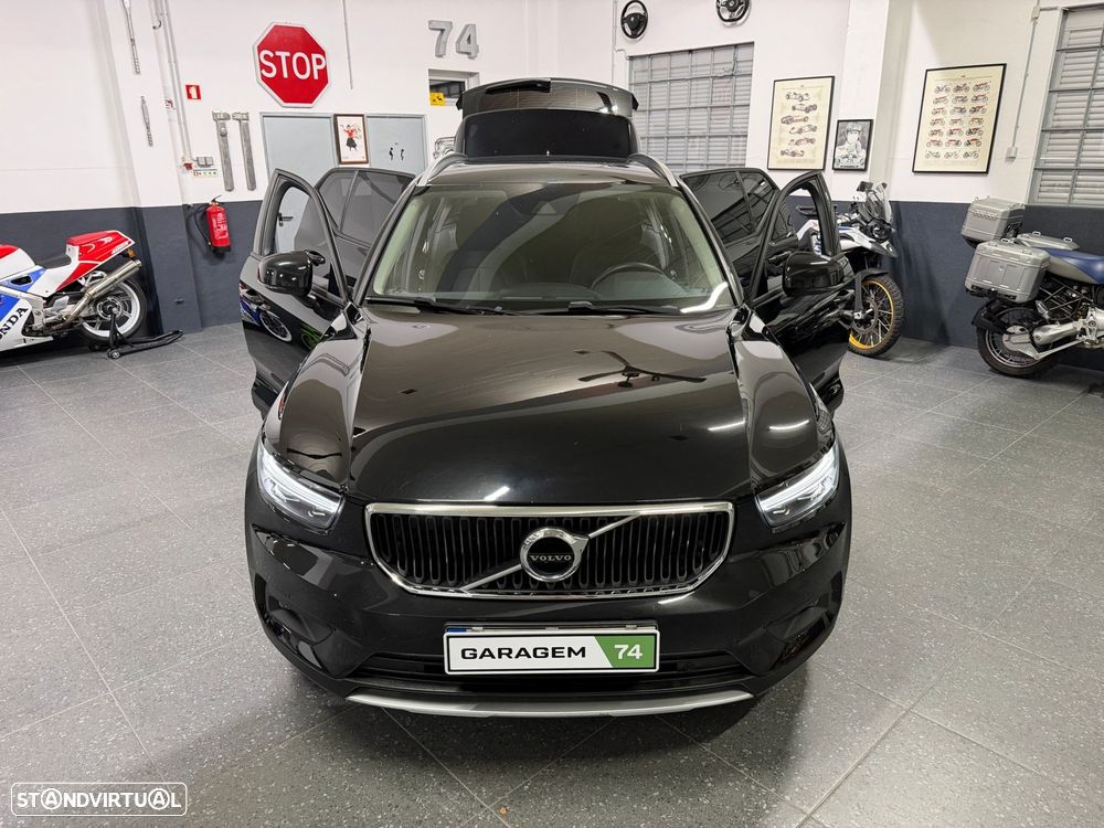 Volvo XC 40 2.0 D3 - 19