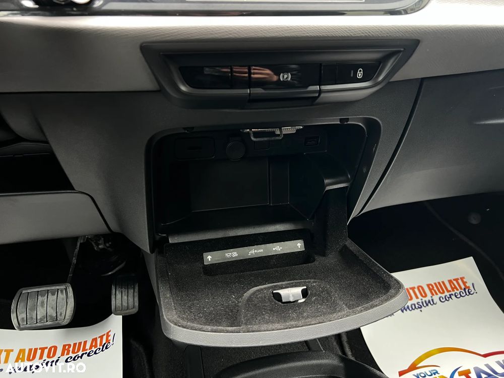 Citroën C4 Grand Space Tourer Spacetourer PureTech 130 Stop&Start EAT8 SELECTION - 19