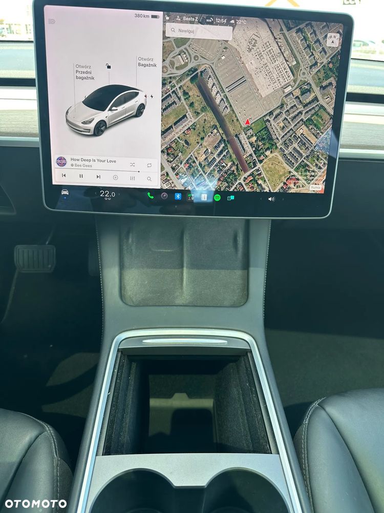 Tesla Model 3 - 14