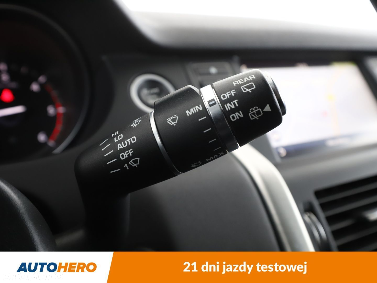 Land Rover Discovery Sport 2.0 TD4 HSE - 30