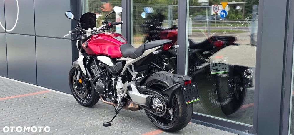 Honda CB - 28