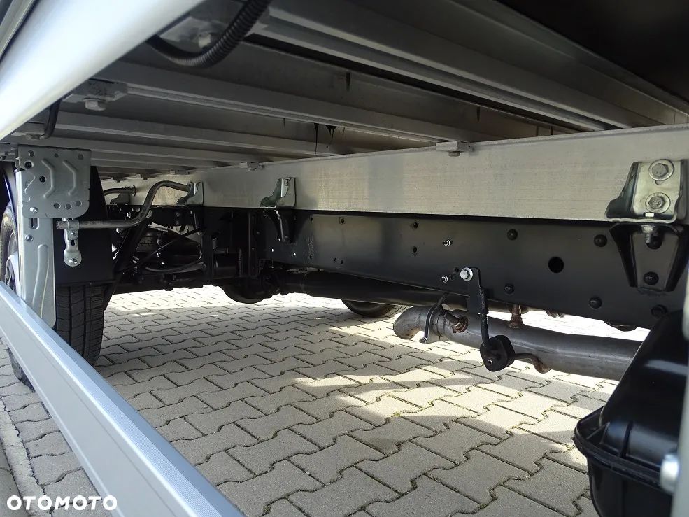 Iveco Daily 35S18 3.0 180 Plandeka 10 Ep. 5.00 m.+ DRZWI JAK NOWY!! Salon PL! 1 Wł. - 12