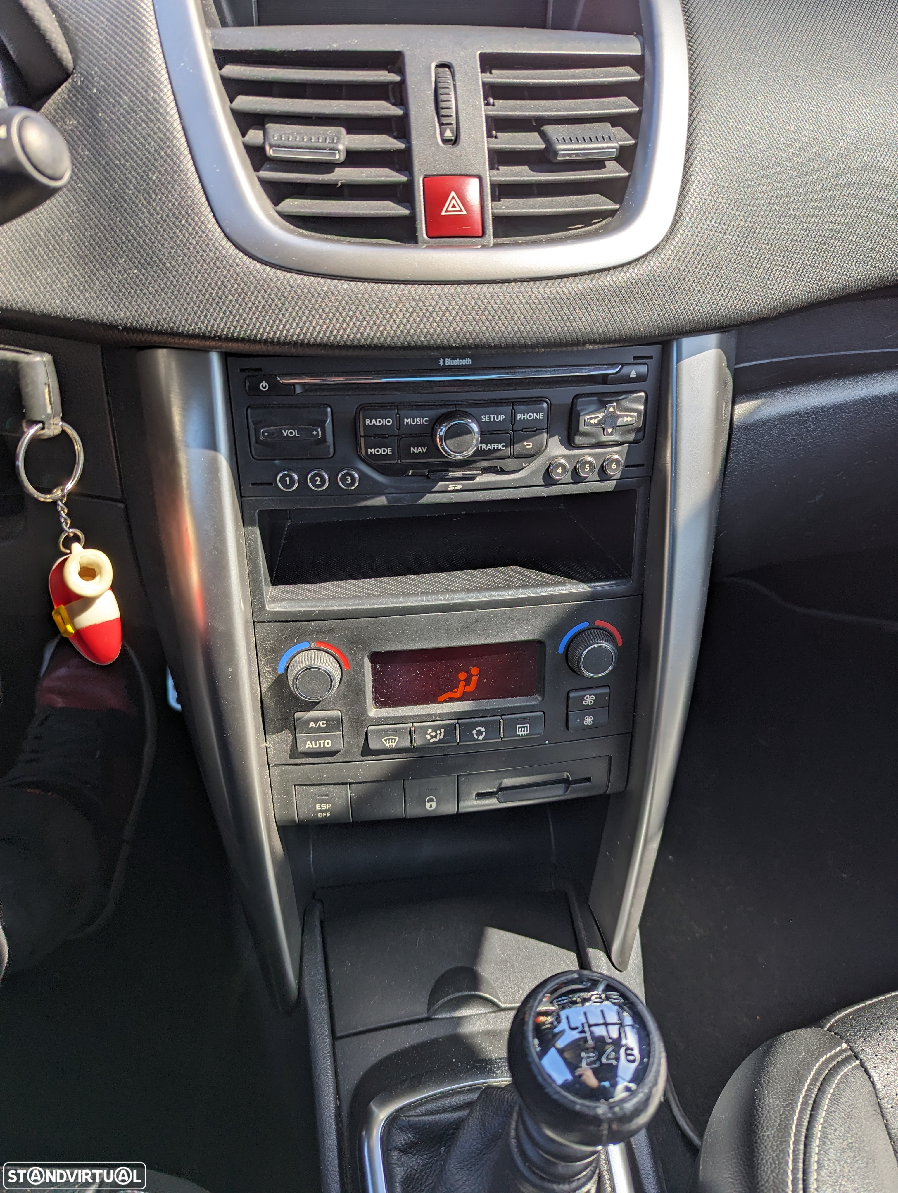 Peugeot 207 CC 1.6 HDi Allure - 10