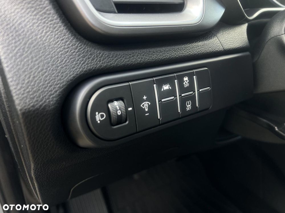 Kia Ceed 1.4 T-GDI M - 21