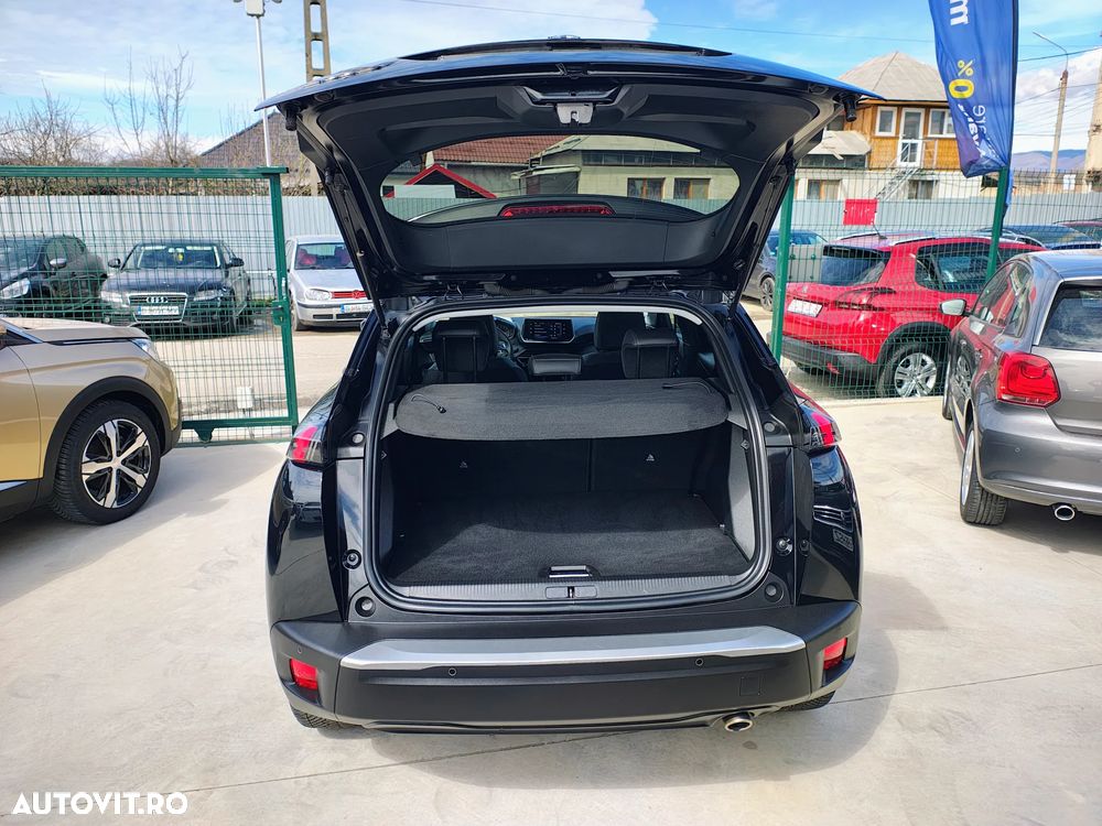 Peugeot 2008 1.5 BlueHDI 130 S&S EAT8 Allure - 15