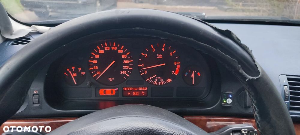 BMW Seria 5 ver-523i - 12