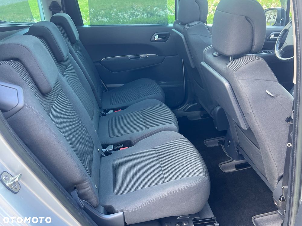 Peugeot 5008 HDI FAP 110 EGS6 Business-Line - 17