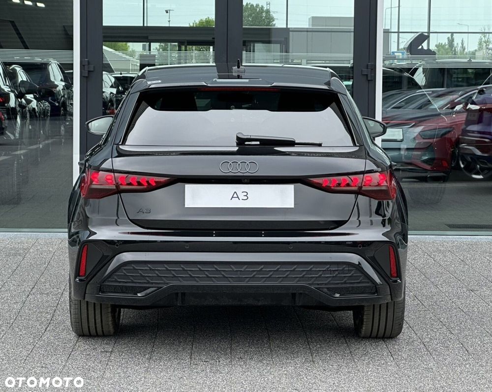 Audi A3 Sportback - 8