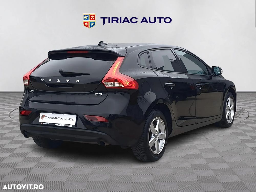 Volvo V40 D3 Aut. Momentum - 5