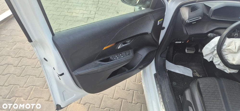 Peugeot 208 Allure Pack - 25