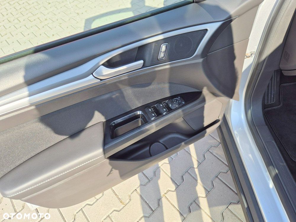 Ford Mondeo 2.0 EcoBlue Edition - 32