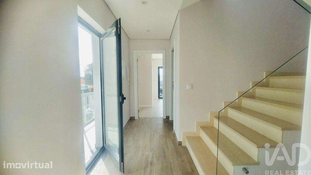 Casa / Villa em Quinta do Conde de 140,00 m2 - Grande imagem: 4/12