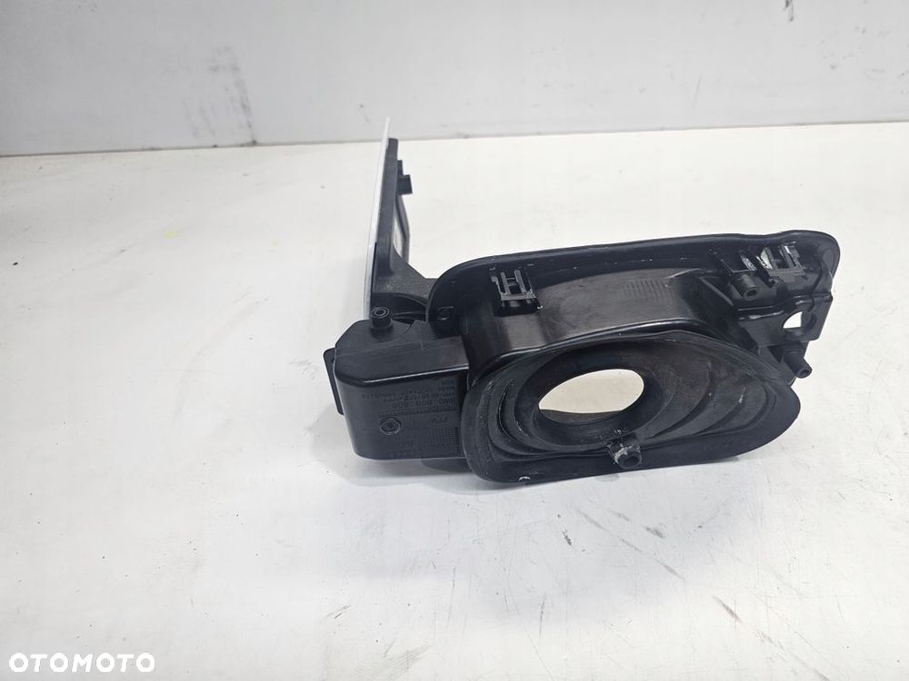 KLAPKA WLEWU PALIWA AUDI A4 B9 8W0809906A LS9R - 3