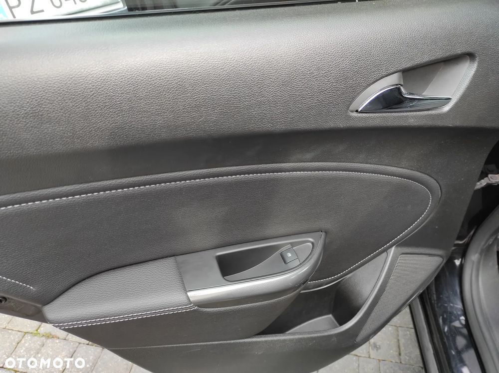 Opel Astra IV 1.6 Cosmo - 14