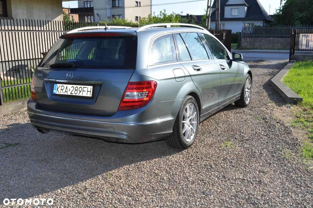 Mercedes-Benz Klasa C 180 BlueEFFICIENCY 7G-TRONIC - 3