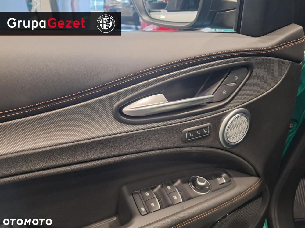 Alfa Romeo Stelvio - 7