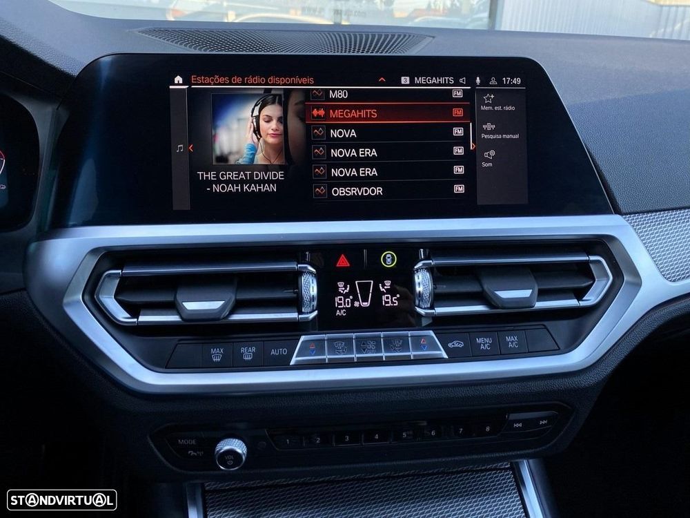 BMW 320 d Pack Desportivo M Auto - 17