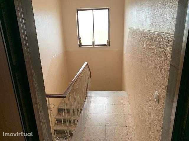 Andar de Moradia com garagem - Grande imagem: 3/11