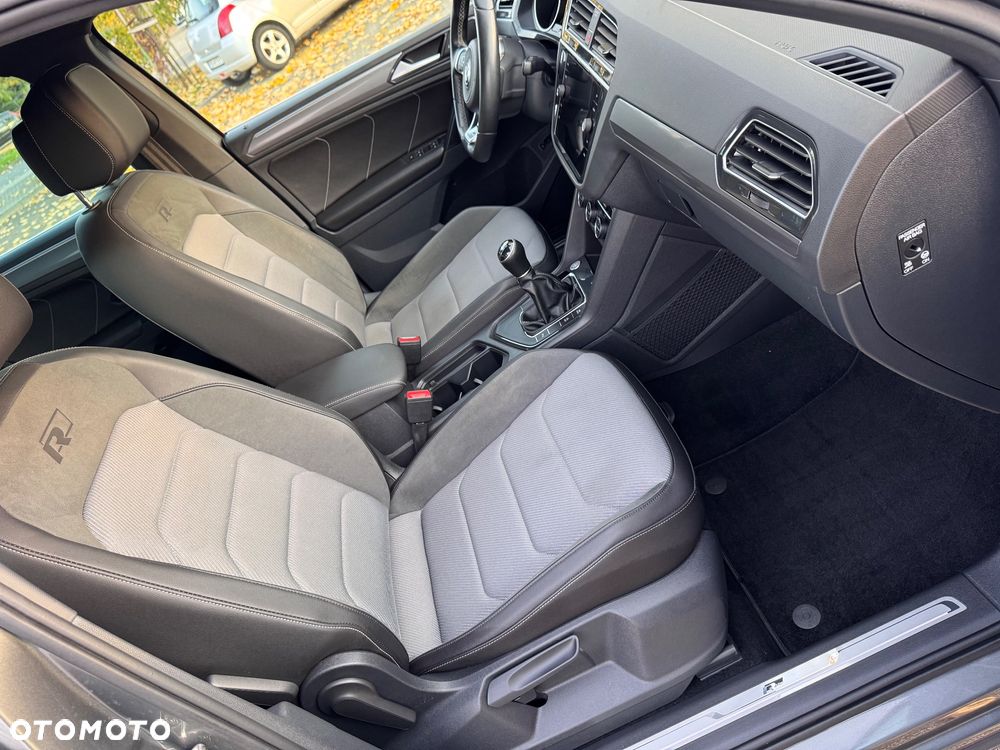 Volkswagen Tiguan - 22