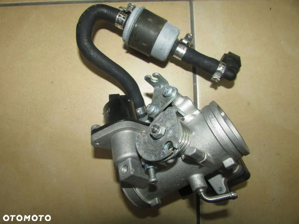 VOGE 300DS przepustnica wtryskiwacz - 2