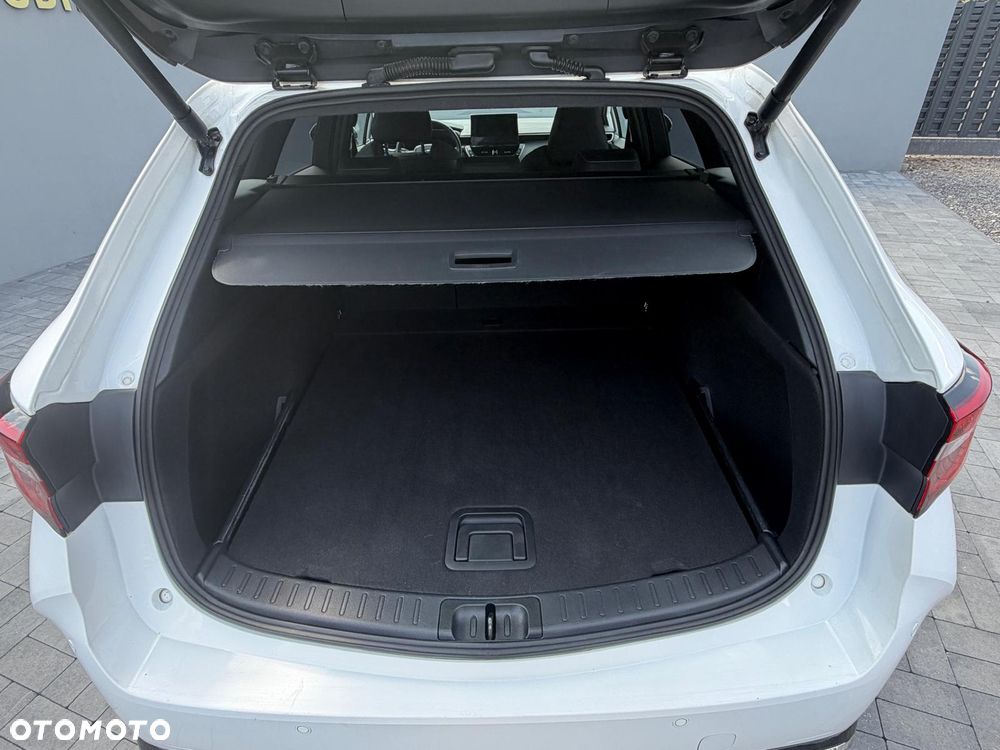 Toyota Corolla 1.8 Hybrid Executive - 20