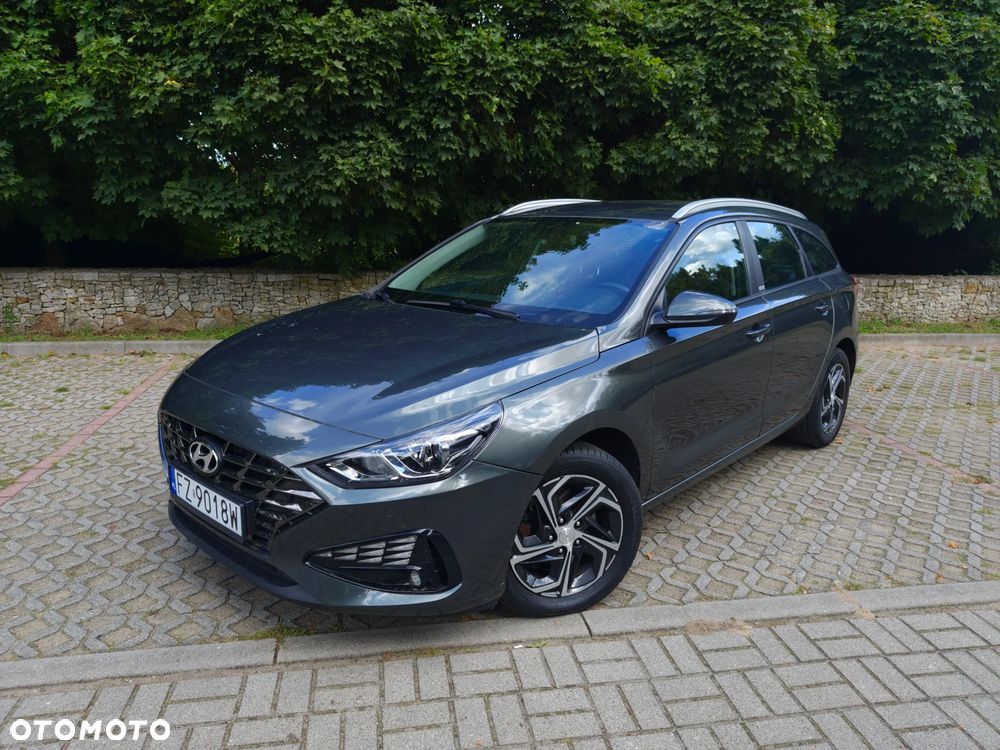 Hyundai i30 1.6 D Comfort DCT - 1